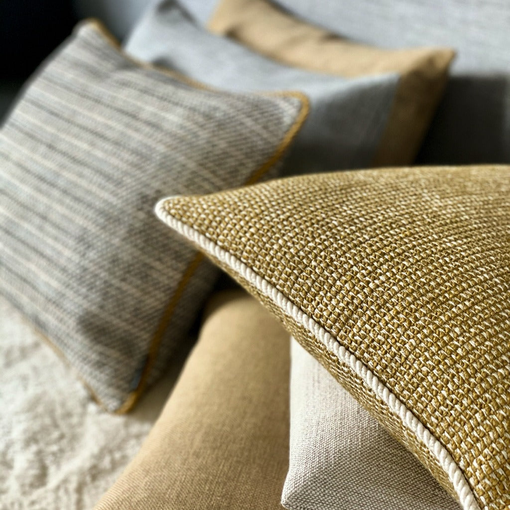 Edelkissen Senfgelb CROCHET mustard 40x40 | Manufaktur Kissenliebe®