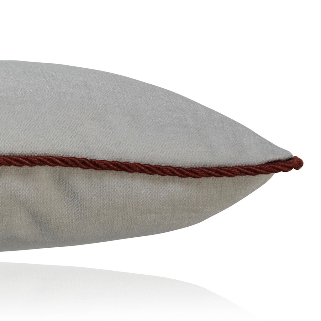 Edelkissen SMOOTH mit oranger Kordel 50x40 | Manufaktur Kissenliebe®