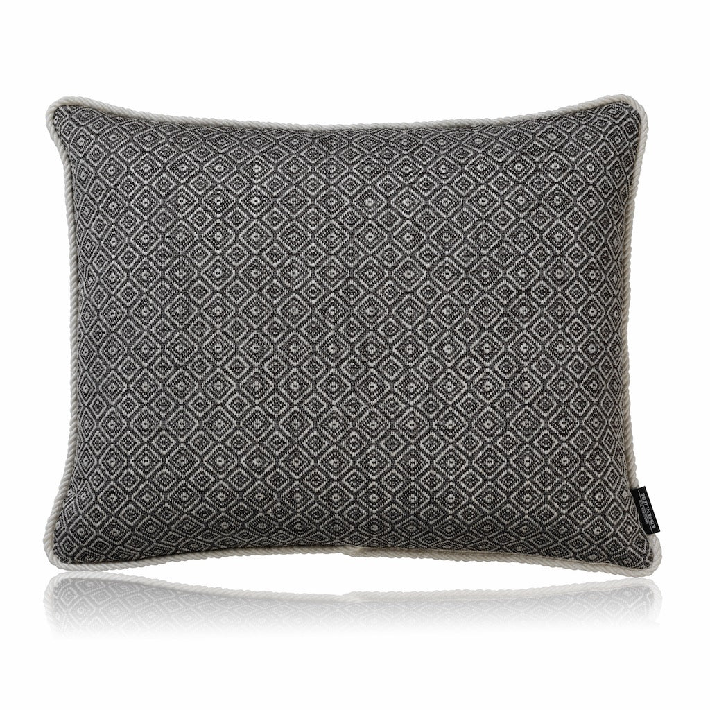 Dekokissen mocca MUSCAT 50x40| Manufaktur Kissenliebe®