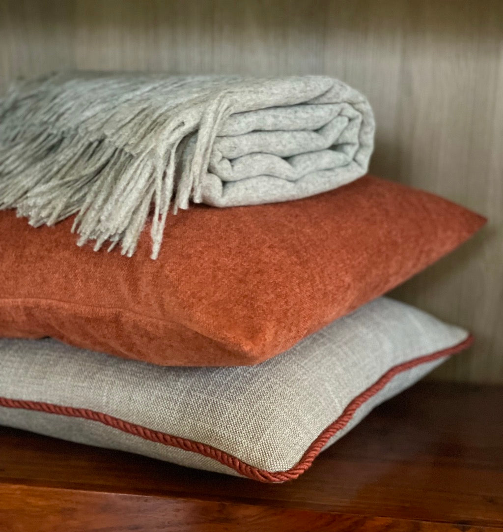 Samtkissen Smooth Rostrot |45 x 45| Manufaktur Kissenliebe®