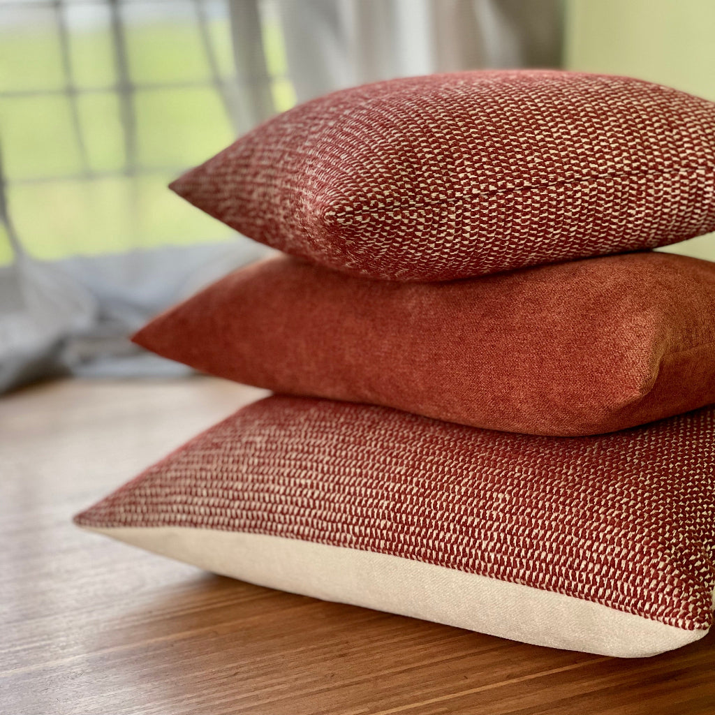 Sofakissen Crochet Rostrot Elfenbein 50x50| Manufaktur Kissenliebe®