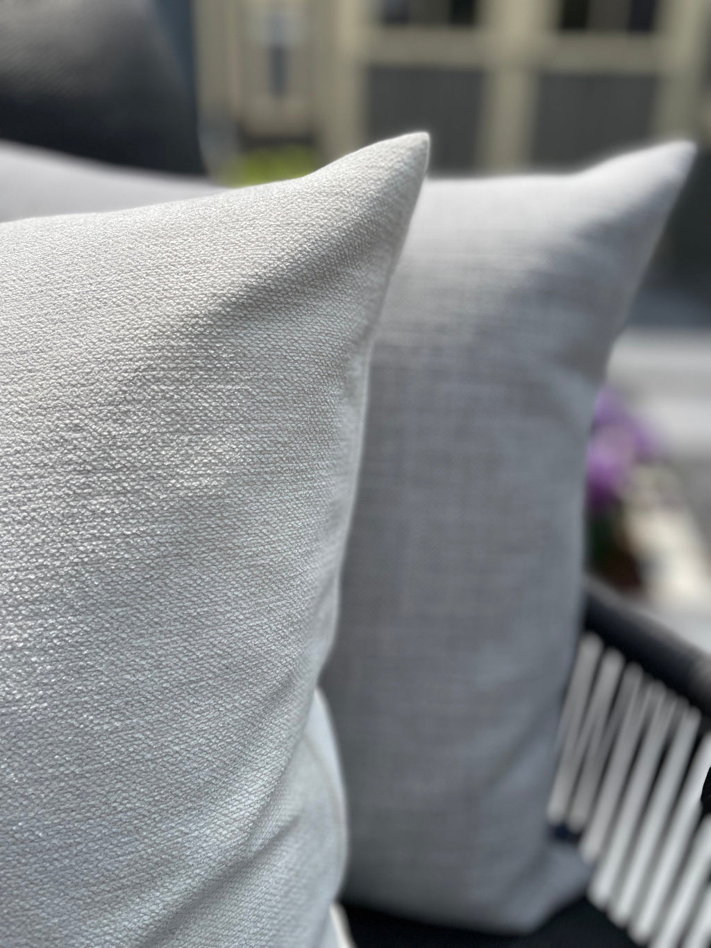 Dekokissen Elfenbein SMOOTH  ivory 45x45 | Manufaktur Kissenliebe®