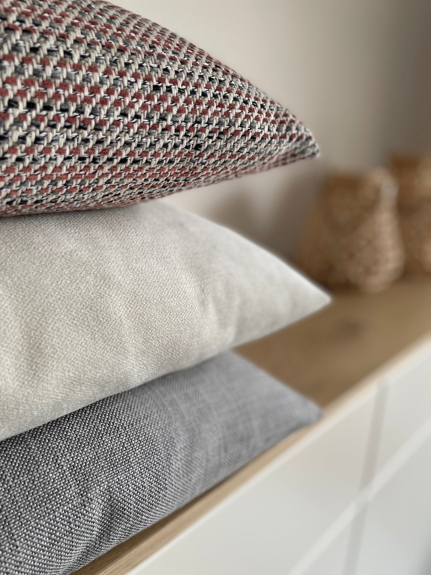 Dekokissen Elfenbein SMOOTH  ivory |45x45 | Manufaktur Kissenliebe®